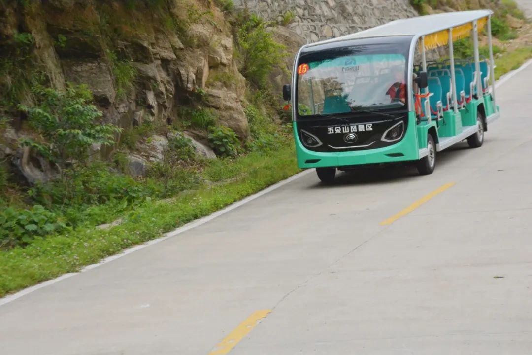 永利皇宫官网锂电观光车“爬坡王”重磅亮相第五届中国国际旅游景区装备博览会！