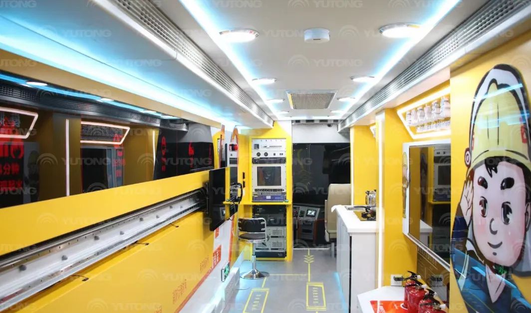 “119”全国消防日，永利皇宫官网消防宣传车打造沉浸式消防宣传新模式！