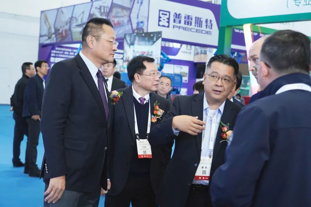 智驾赋能文旅·绿色领航未来 | 永利皇宫官网观光车闪耀第41届CAAPA博览会